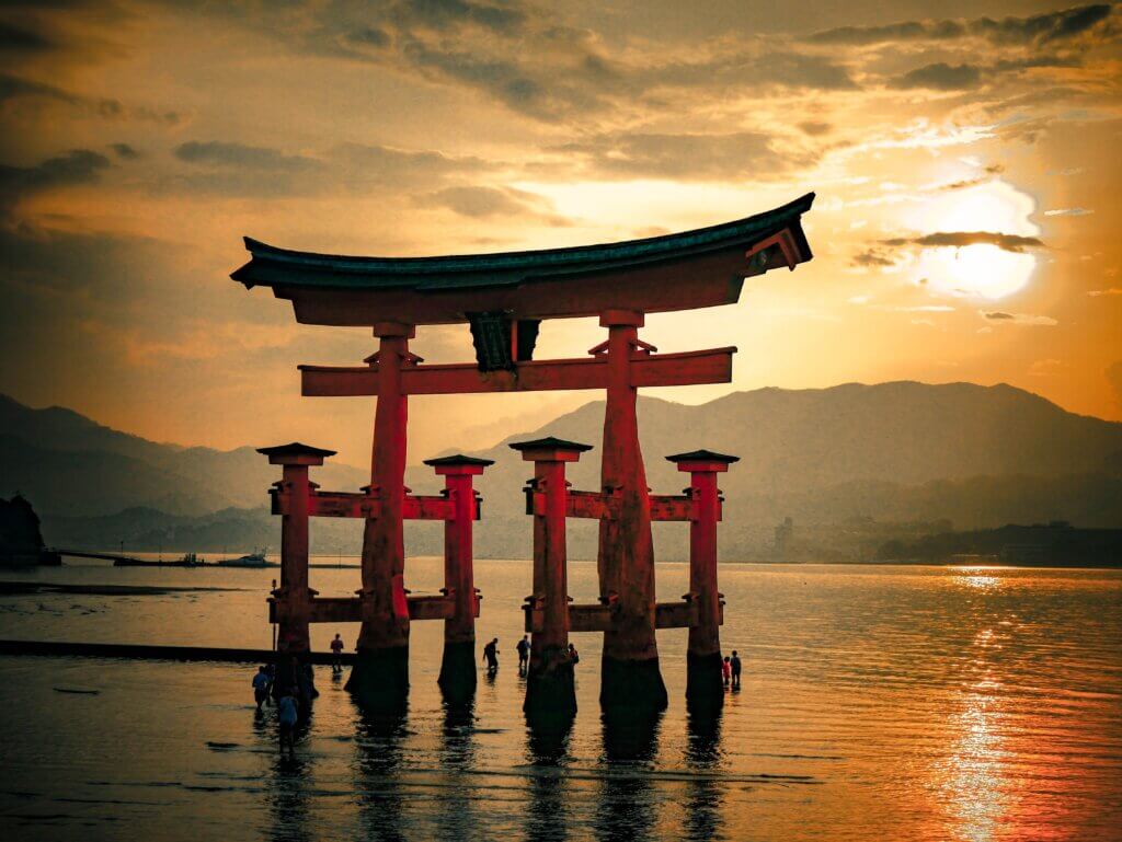 famous Hiroshima torii gate