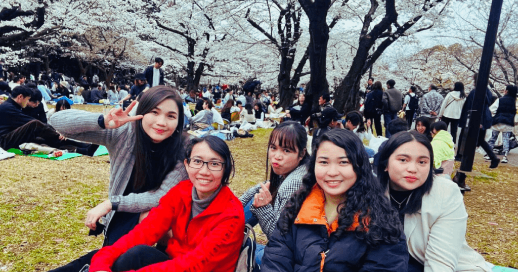 picnic at yoyogi park