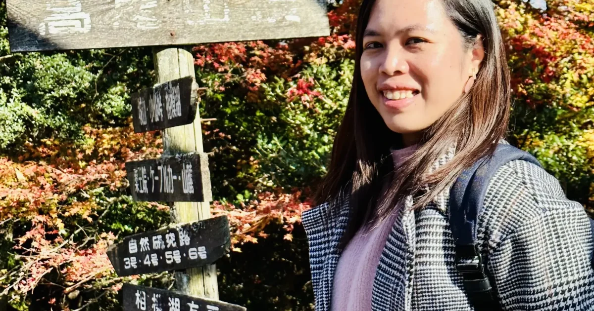 The sign says Mt Takao’s peak